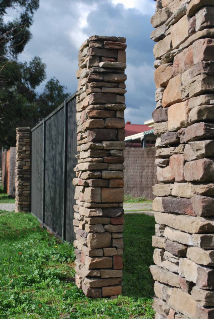 048 3 pillars Tile & Stone Gallery